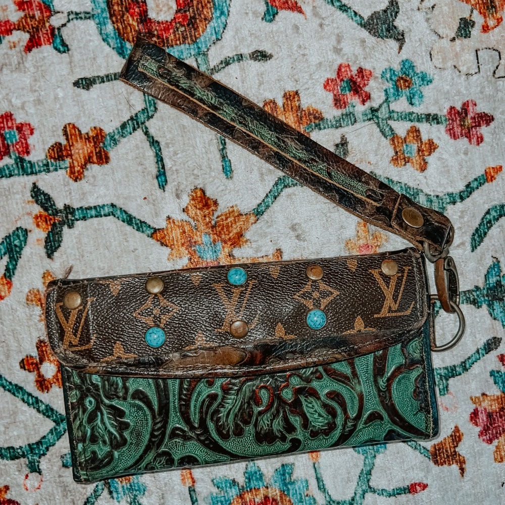 Vintage Designer Green and Brown Wristlet